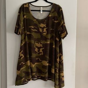LuLaRoe Perfect T